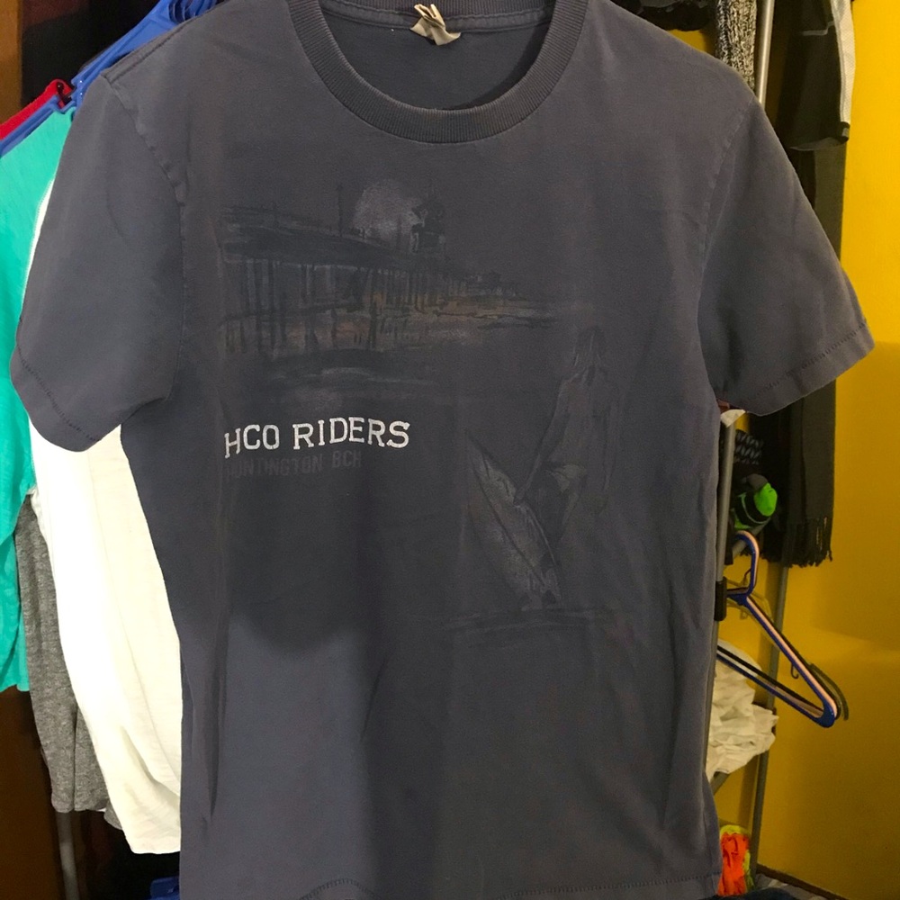 Hollister T-shirt - Medium